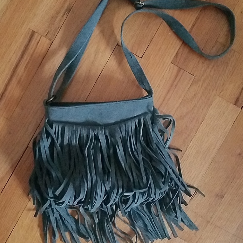 Crossbody fringe bag